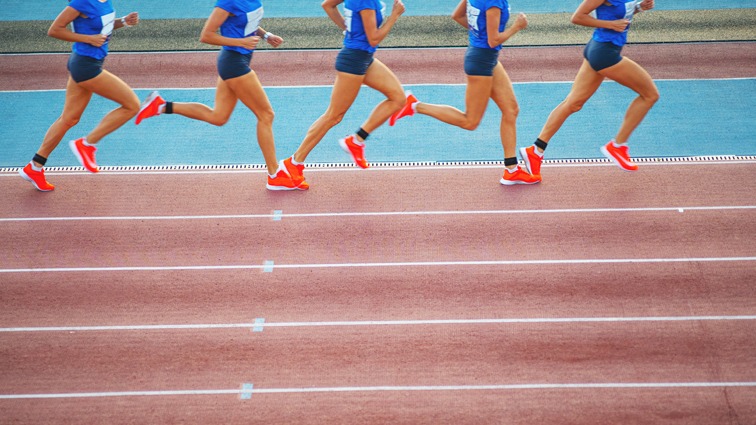 国足新帅首秀3-0新加坡，归化球员艾克森建功